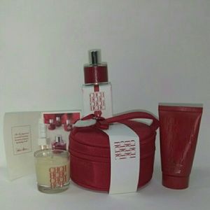 CHHC Caroli a Herrera Set